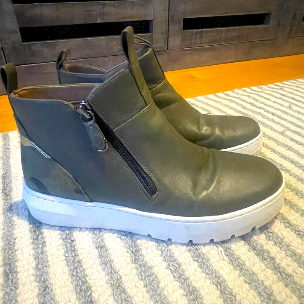 Vionic Army Green Camouflage Brinkley Ankle Bootie